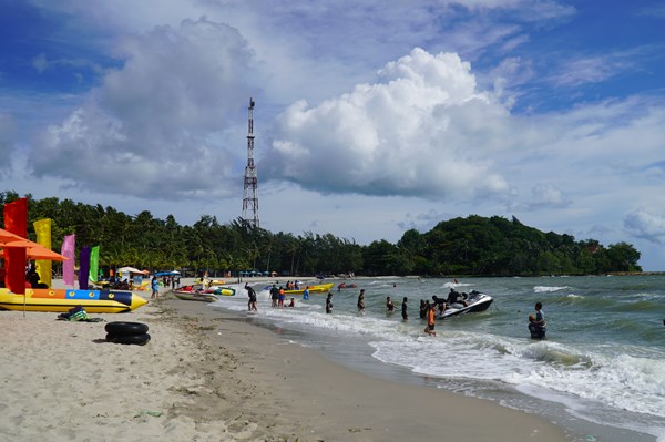 Ngắm thập cảnh thành phố vùng biên