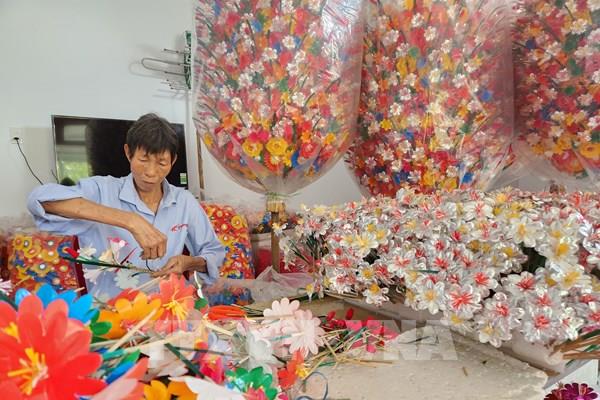 Sắc Xuân nơi làng hoa giấy Thanh Tiên