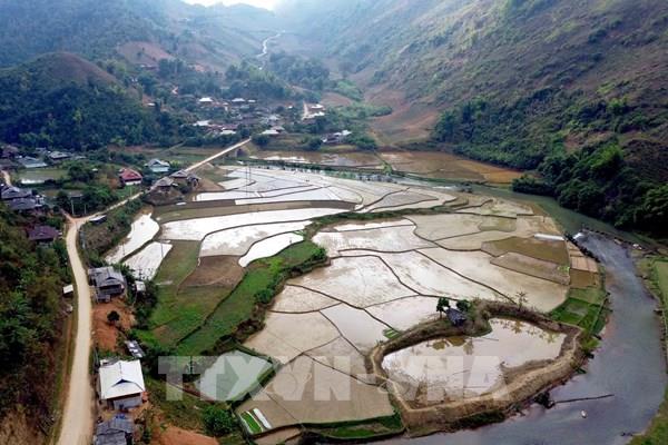 Xã É Tòng (Sơn La) mùa nước đổ