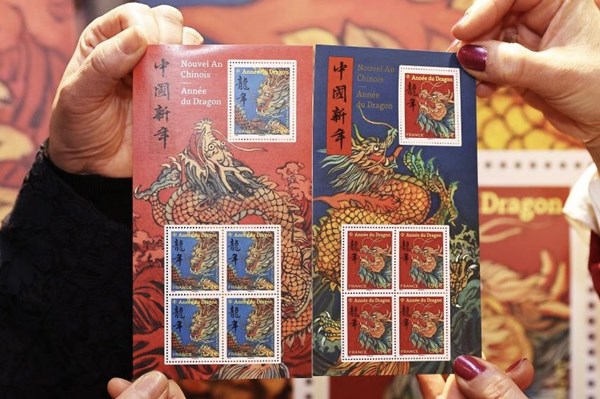 Pháp phát hành bộ tem Rồng