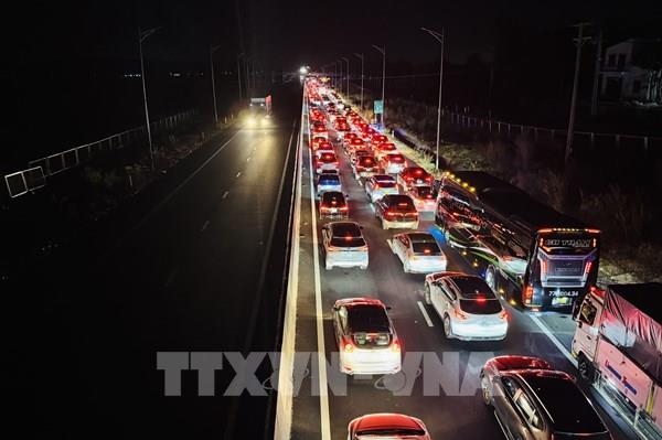 Tai nạn liên hoàn trên cao tốc Phan Thiết - Dầu Giây