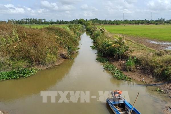 Ứng phó với cao điểm xâm nhập mặn
