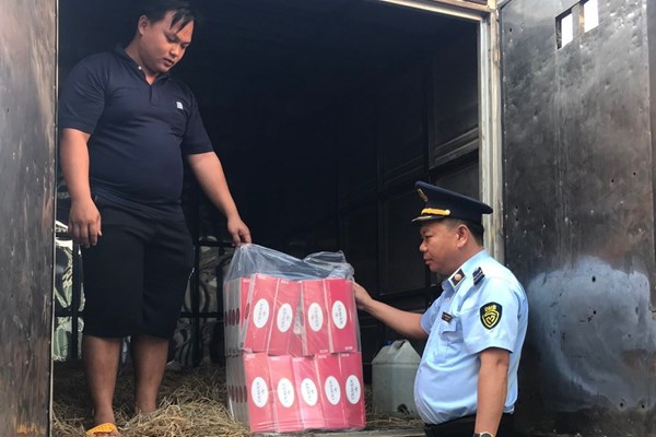 Long An phát hiện đối tượng vận chuyển thuốc lá điếu nhập lậu