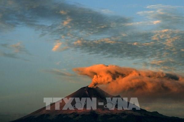 Mexico cảnh báo núi lửa Popocatépetl tăng cường hoạt động