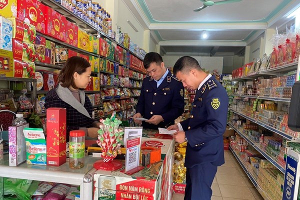 Quản lý thị trường Sơn La thu nộp ngân sách gần 700 triệu đồng 