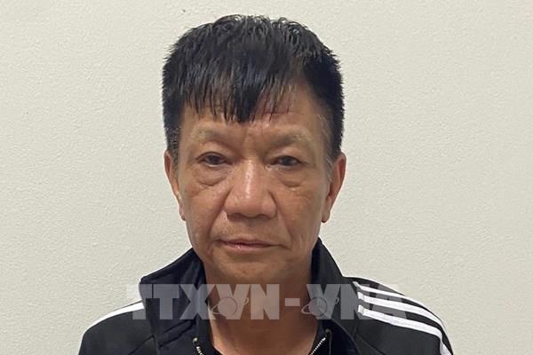 Tạm giữ hình sự đối tượng đổ xăng đốt người