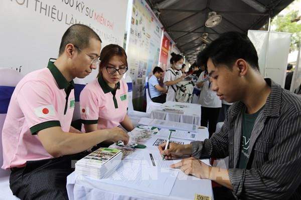Thành phố Hồ Chí Minh công bố 100 nhà tuyển dụng được yêu thích nhất