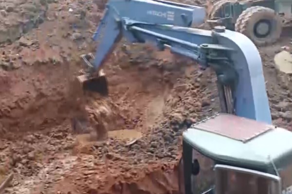 Hà Nội: Hai anh em ruột tử vong khi đào giếng