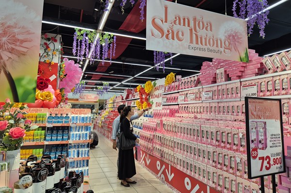 LOTTE Mart khuyến mãi lớn dịp Quốc tế phụ nữ 8/3