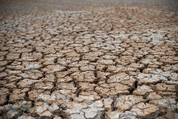 Thái Lan tạo mưa để chống hạn hán và ô nhiễm