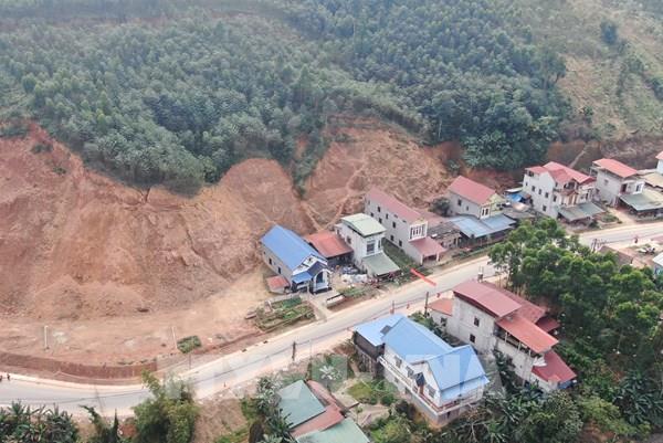 Cần sớm di dời khẩn cấp các hộ dân ra khỏi khu vực nguy hiểm ở Yên Bái