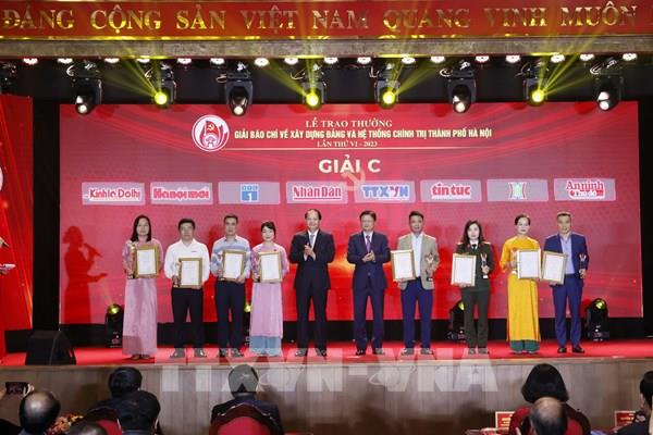 TTXVN đoạt 2 giải báo chí về Xây dựng Đảng và hệ thống chính trị thành phố Hà Nội