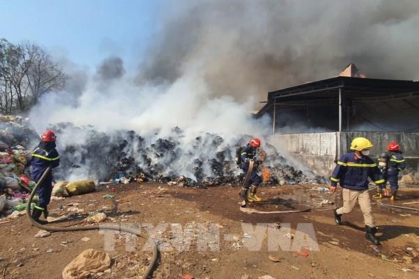 Cháy lớn tại Nhà máy rác Chư Sê, ước thiệt hại hơn 5 tỷ đồng