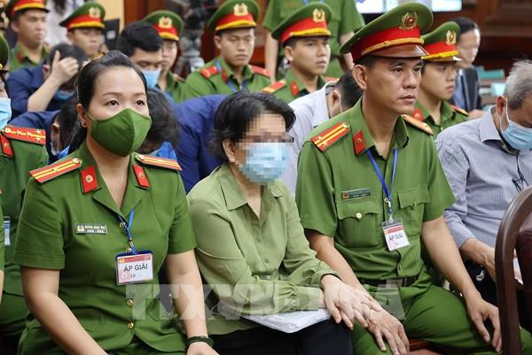 Bị cáo Đỗ Thị Nhàn thừa nhận đã nhận hối lộ 5,2 triệu USD từ Trương Mỹ Lan