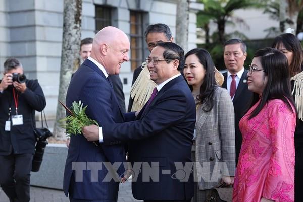 Thủ tướng Christopher Luxon chủ trì lễ đón Thủ tướng Phạm Minh Chính thăm chính thức New Zealand