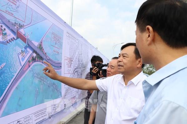 Nan giải nước sinh hoạt mùa khô tại Bến Tre