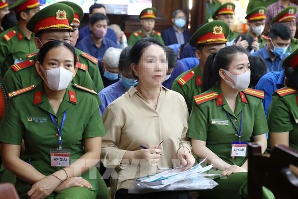 Xét xử sơ thẩm vụ án Vạn Thịnh Phát: Hầu hết khoản vay tại Ngân hàng SCB là vay để đảo nợ