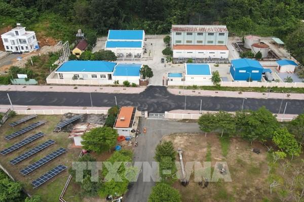 Sớm tháo gỡ khó khăn đảm bảo tiến độ kéo điện ra Côn Đảo