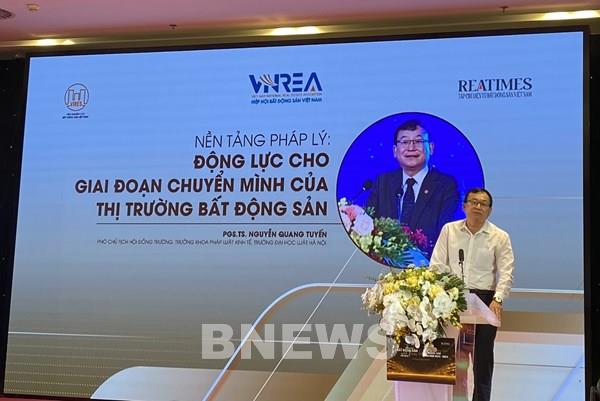 Cách nào tháo "nút thắt" pháp lý cho bất động sản?