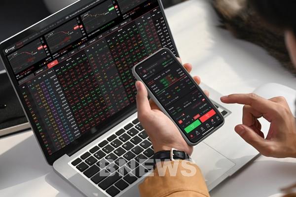 Lực cầu sôi động, VN-Index tăng 18 điểm trong phiên đầu tuần 3/6