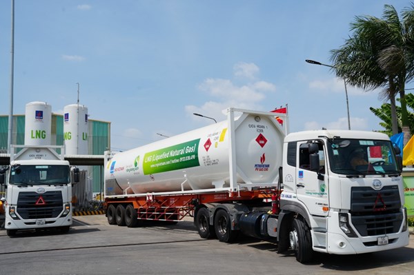 Khởi nguồn năng lượng mới: PV GAS bắt đầu cung cấp LNG phục vụ sản xuất công nghiệp