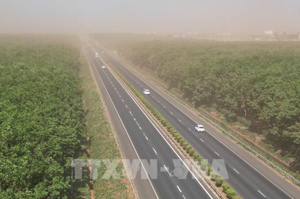 Giảm thiểu phát tán bụi do thi công Dự án Sân bay Long Thành