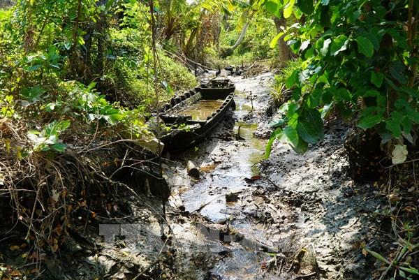 Kênh thủy lợi bị bồi lắng, nhiều diện tích sản xuất ảnh hưởng