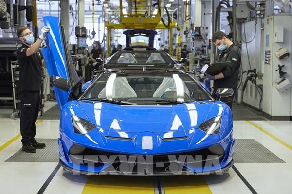Hãng siêu xe Lamborghini ghi nhận doanh thu gần 3 tỷ USD