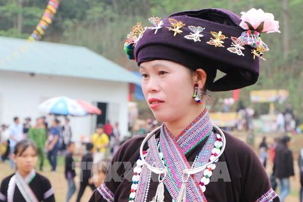 Trang phục độc đáo của người Lào ở Lai Châu