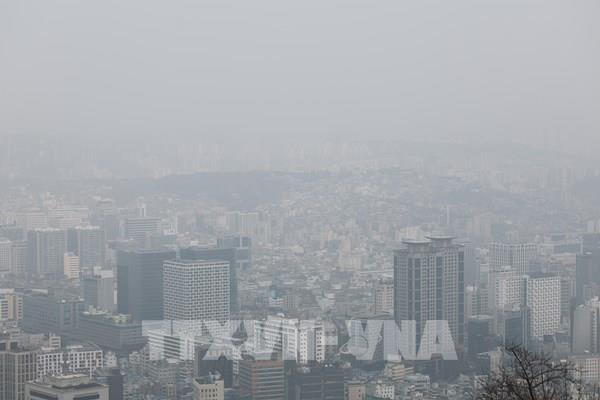 Hàn Quốc: Thủ đô Seoul và các thành phố lân cận chìm trong bụi mịn
