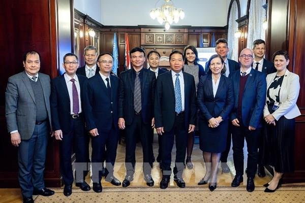 Kiểm toán Việt Nam và Hungary nhất trí tăng cường hợp tác