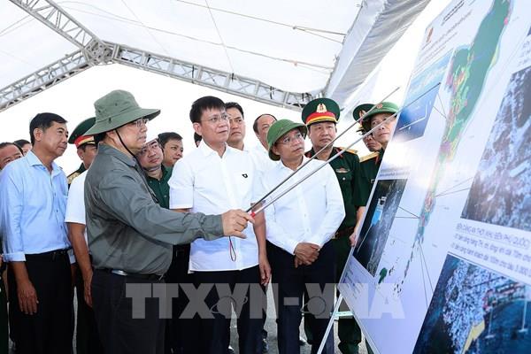 Thủ tướng Phạm Minh Chính khảo sát, chỉ đạo giải quyết các vấn đề cấp bách tại Phú Quốc
