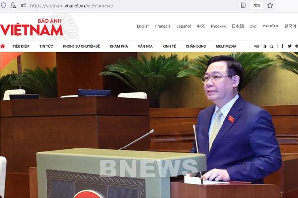 Ấn phẩm đa ngôn ngữ của TTXVN đến với bạn đọc ASEAN tại LB Nga