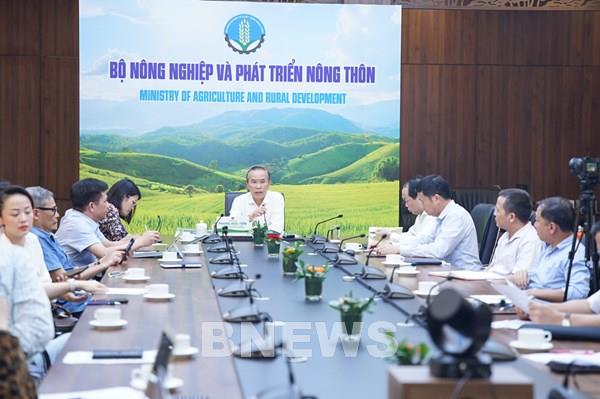 Thứ trưởng Phùng Đức Tiến: Nông nghiệp ứng phó với biến động để tăng tốc