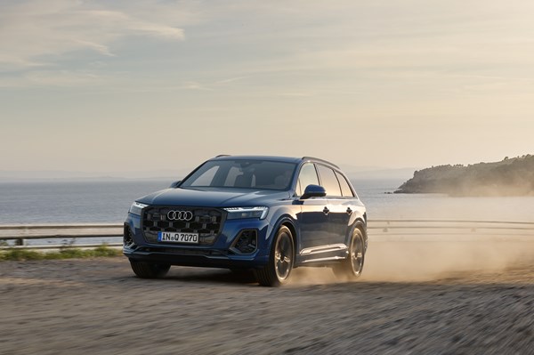 Audi Q7 mới sẽ có mặt tại Việt Nam từ tháng 7/2024 với giá từ 3,4 tỷ đồng