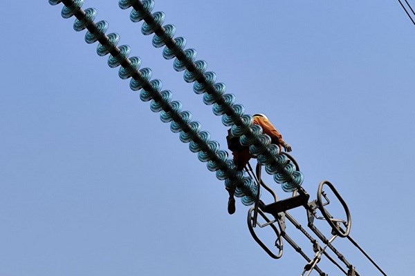 Đảm bảo truyền tải điện an toàn, liên tục khu vực Tây Bắc |