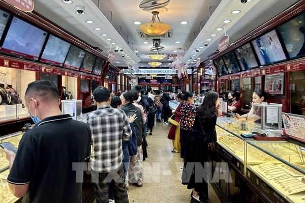 Giá vàng SJC, vàng DOJI, vàng PNJ ngày 3/10 cập nhật mới nhất