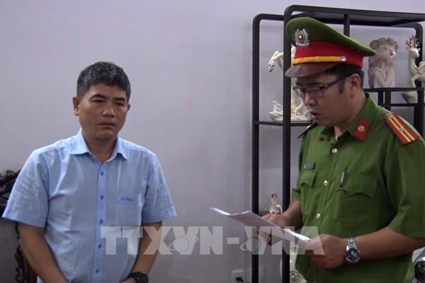 Khởi tố, bắt tạm giam Phó Trưởng ban Quản lý Khu kinh tế Dung Quất và các khu công nghiệp Quảng Ngãi