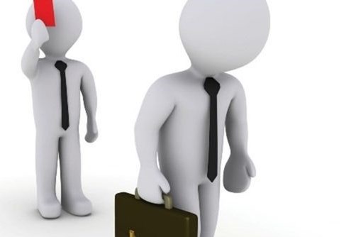 Đà Nẵng đình chỉ giáo viên để xác minh hành động thiếu chuẩn trong xử lý học sinh vi phạm