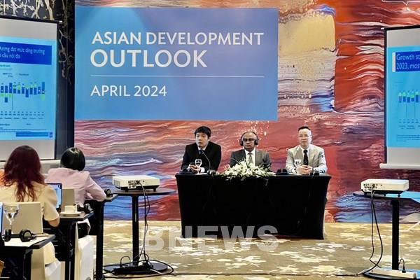 ADB khuyến nghị giải pháp thúc đẩy đầu tư công 