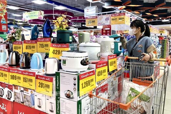 Sức mua sản phẩm điện máy – điện lạnh trầm lắng mùa nắng nóng