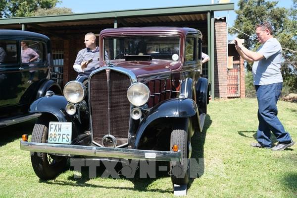 Độc đáo buổi trình diễn ô tô cổ trước năm 1945 tại Nam Phi
