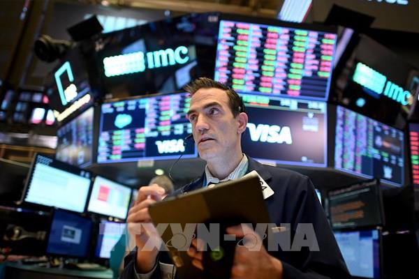 Chứng khoán Mỹ phục hồi phiên cuối tuần, Nasdaq lập “đỉnh” mới