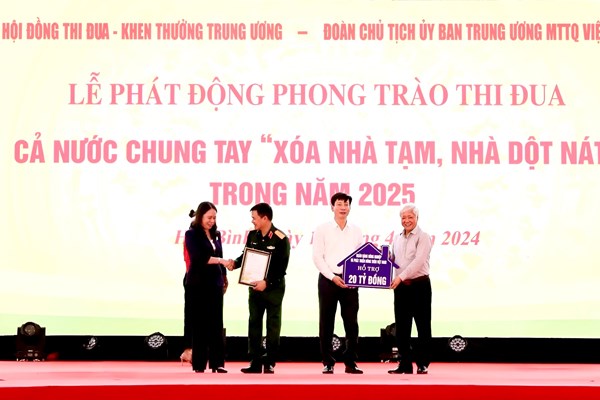Agribank tài trợ 20 tỷ đồng xóa nhà tạm, nhà dột nát
