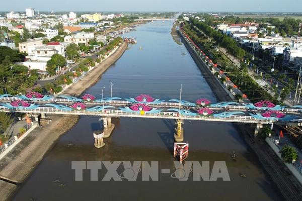 Sớm giải phóng mặt bằng để thi công 3 cây cầu tại Đồng Tháp