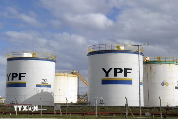 “Quỹ kền kền” Mỹ yêu cầu nắm 51% cổ phần của Tập đoàn dầu khí quốc gia Argentina