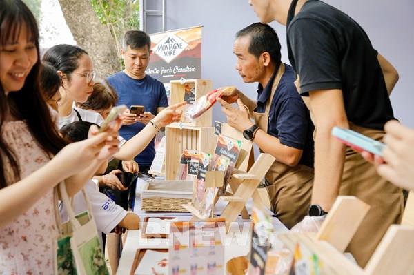Phó Thủ tướng Hồ Đức Phớc: Thanh toán không dùng tiền mặt là xu thế tiêu dùng thời đại