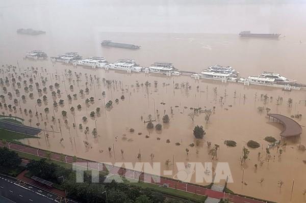 Trung Quốc nâng cảnh báo mưa dông ở tỉnh Quảng Đông lên mức cao nhất