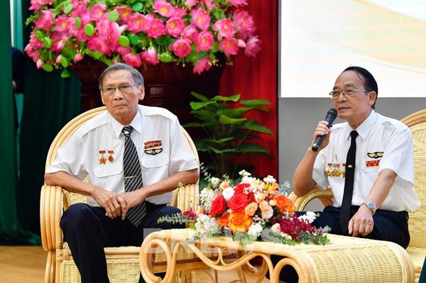 Hành trình chinh phục bầu trời