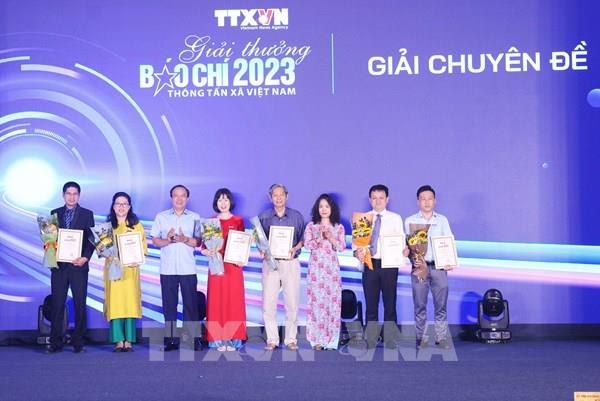 Chùm ảnh Lễ trao Giải thưởng Báo chí Thông tấn xã Việt Nam năm 2023